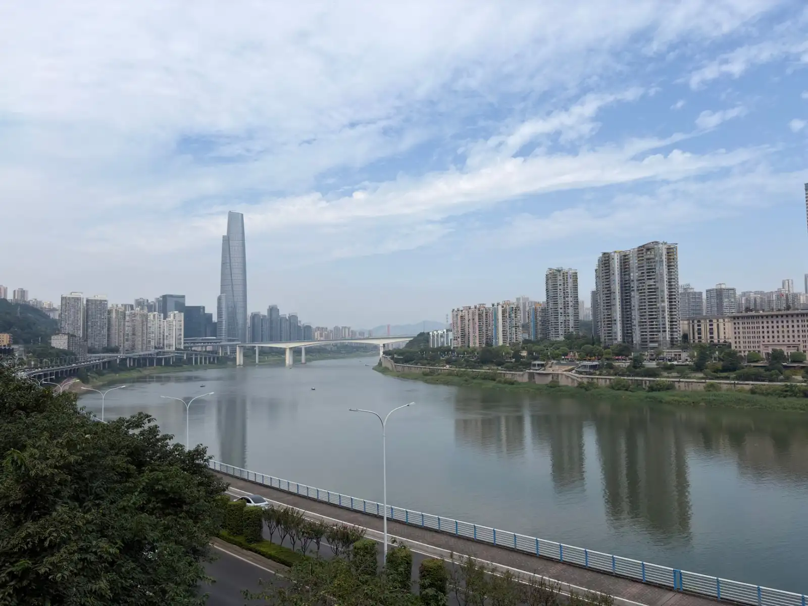 2025年智能家居行业技术趋势与居住科技融合路径