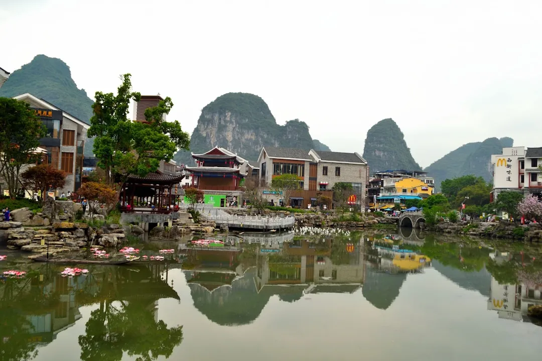 快适居智慧居住环境控制系统技术架构与应用解析
